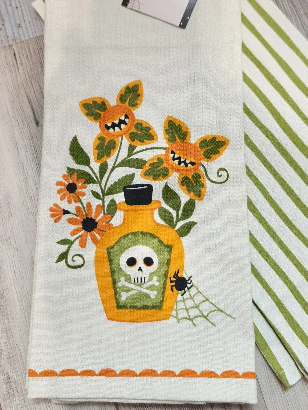 Target Bullseye Halloween 2026 Dish Towel Set - Posion Bottle